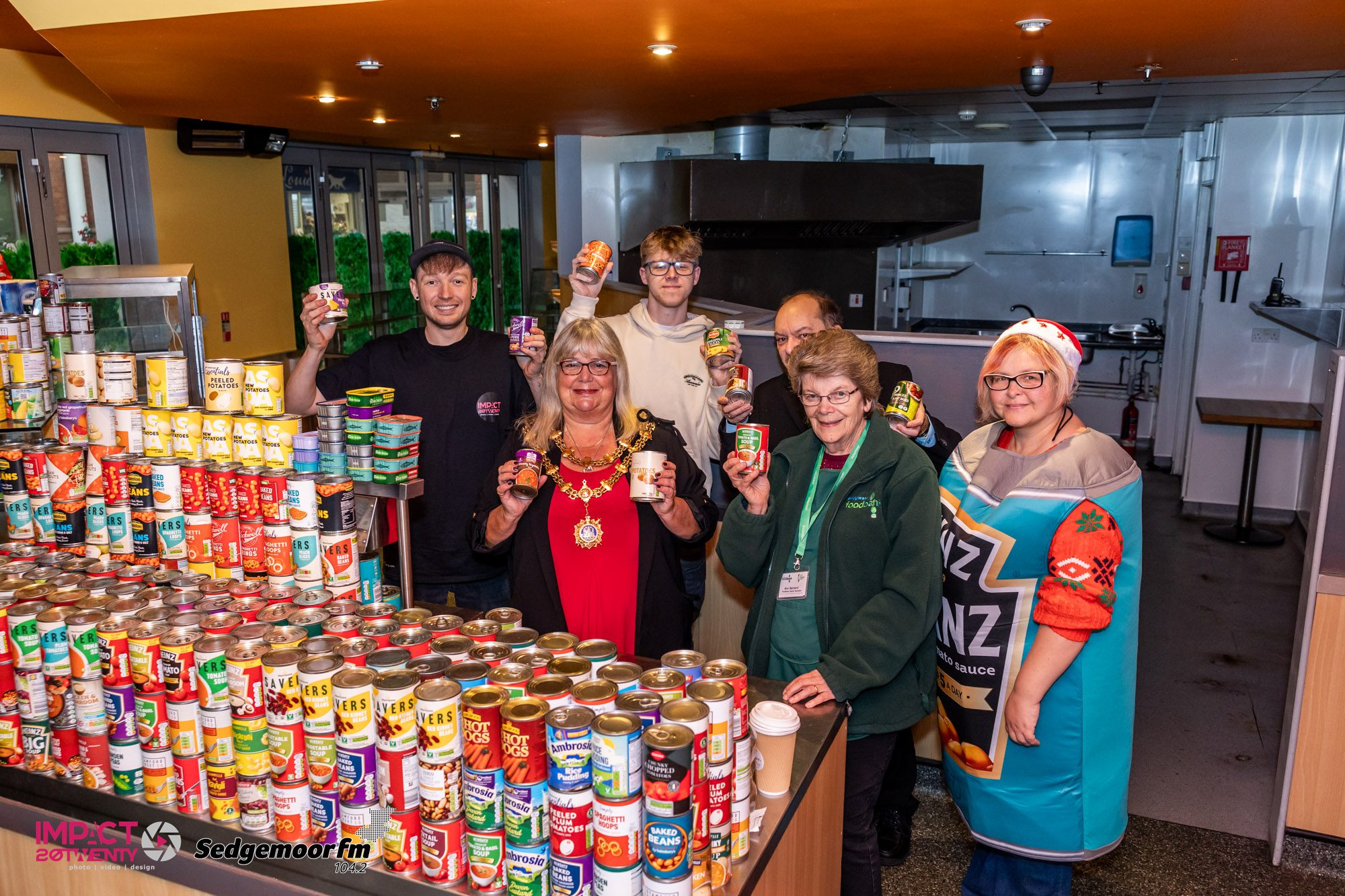 Tonne of Tins